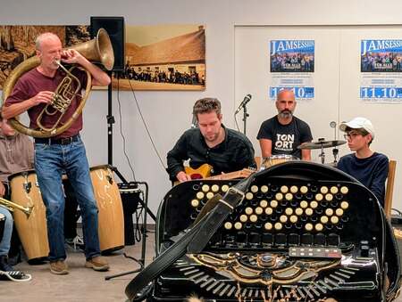 Delavnica Jazz Ravne doma in v tujini (6)